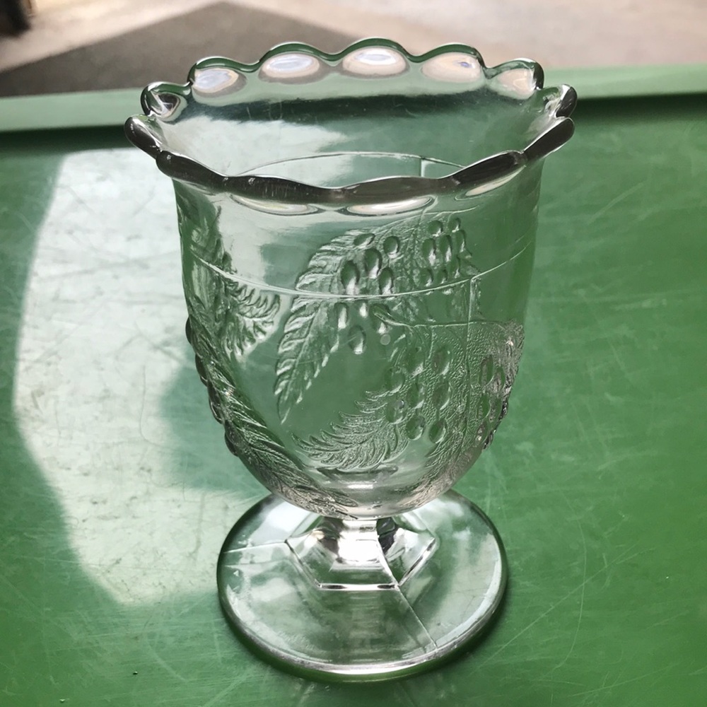 Glass spooner